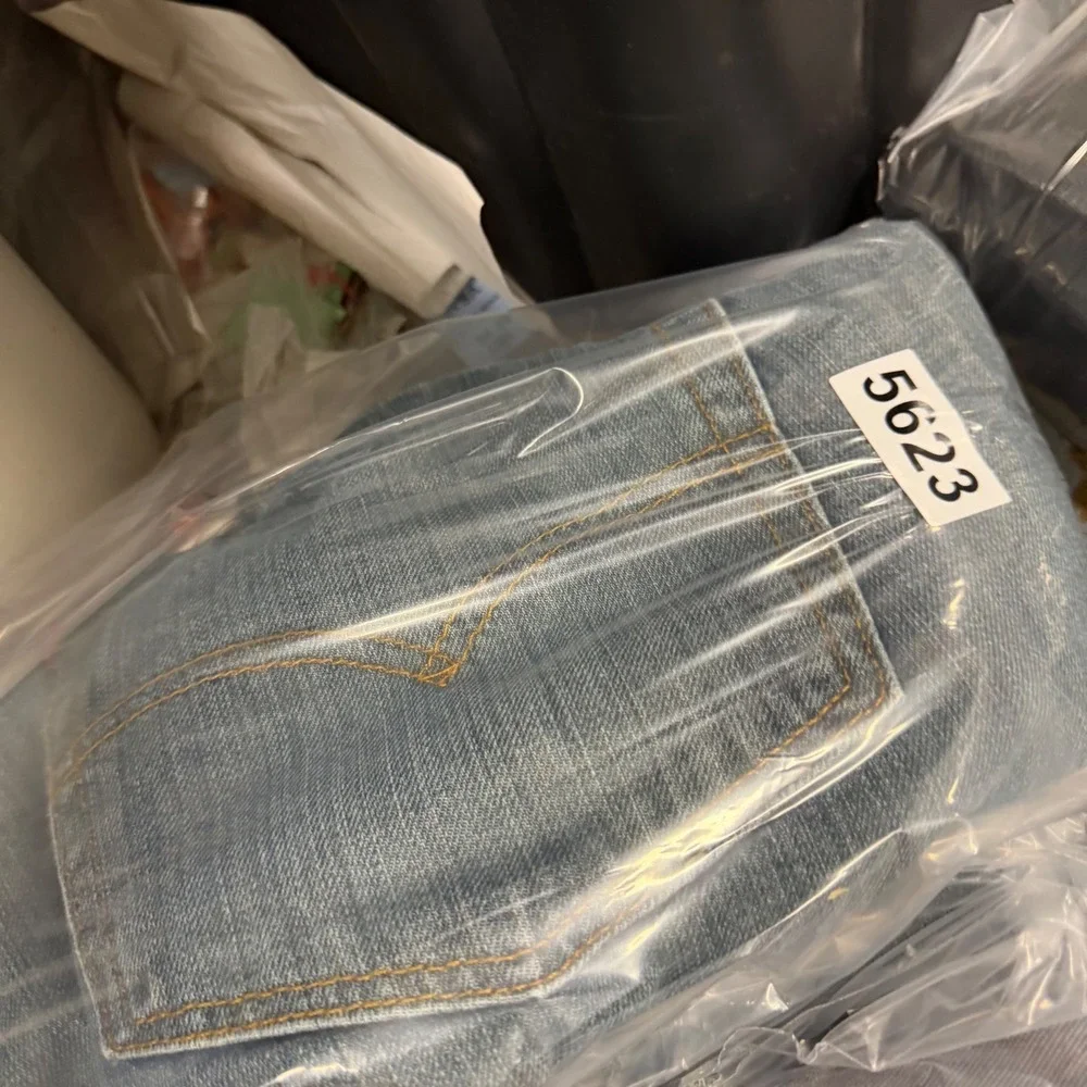 Levis 559 Relaxed Straight Jeans Mens 46x30‎ Medium Wash Blue Denim 01559-0731